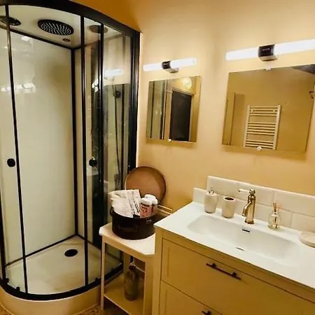 Le Mas Brantome فندق مبيت وإفطار 4*